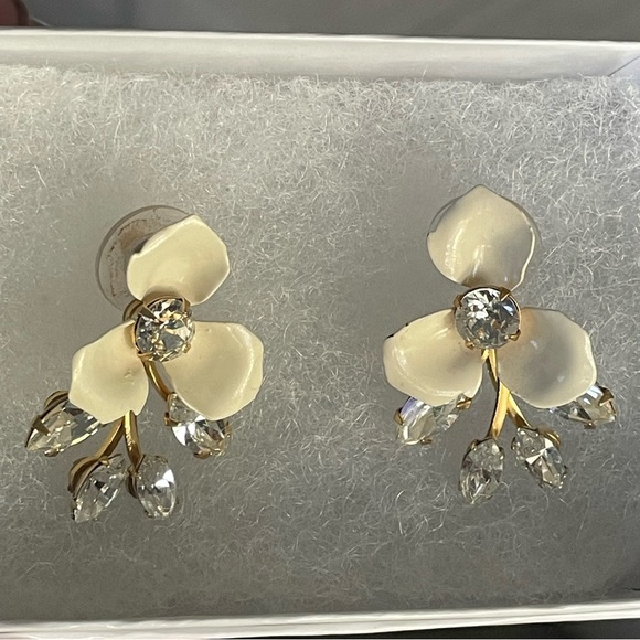 “Sweet Violets” Paris by Debra Moreland Earrings - Picture 7 of 7